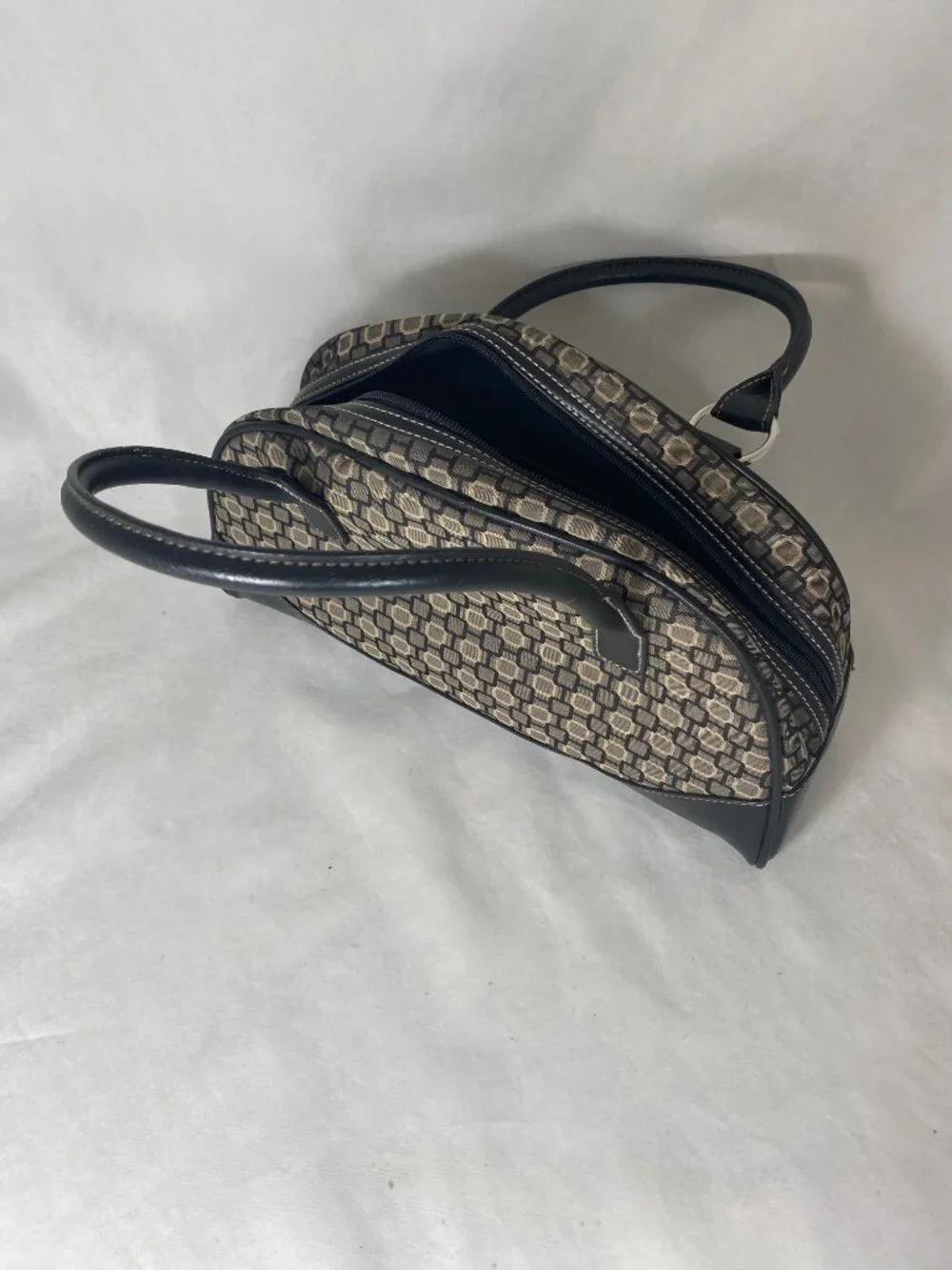 Nine West Geometric Pattern dome satchel Handbag Vintage Y2K